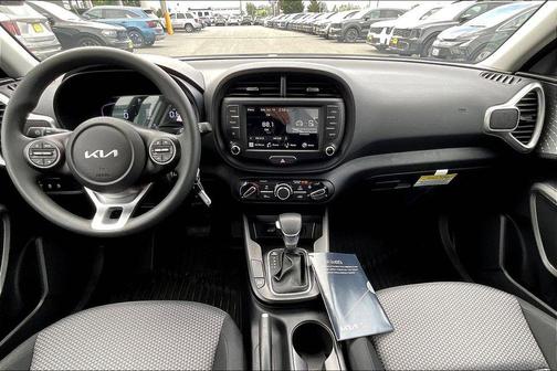 2025 Kia Soul LX