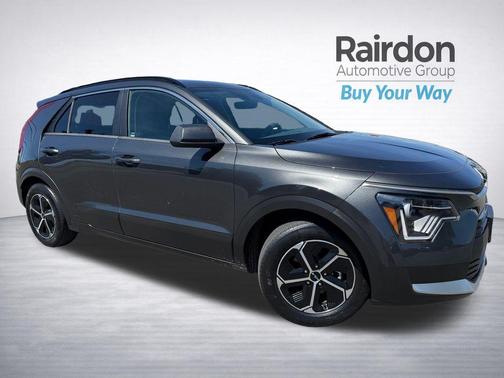 Graphite Gray 2023 Kia Niro LX