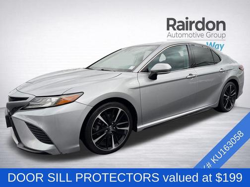 Celestial Silver Metallic 2019 Toyota Camry XSE