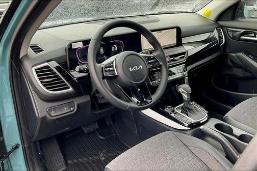 2025 Kia Seltos S
