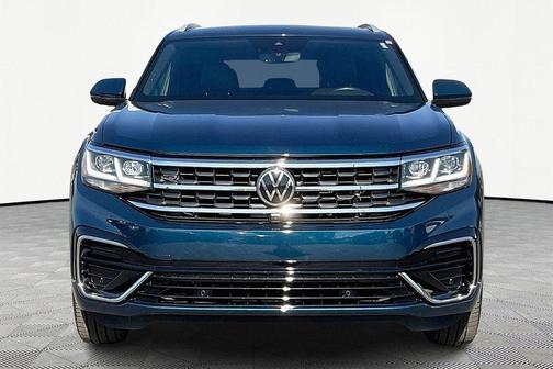 2022 Volkswagen Atlas Cross Sport 3.6L V6 SEL Premium R-Line
