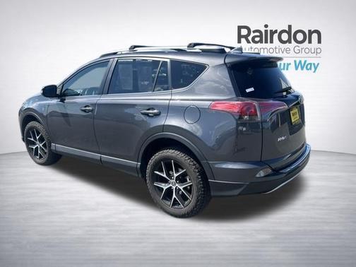 Magnetic Gray Metallic 2017 Toyota RAV4 SE