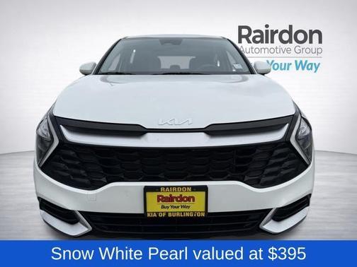 Snow White Pearl 2023 Kia Sportage LX