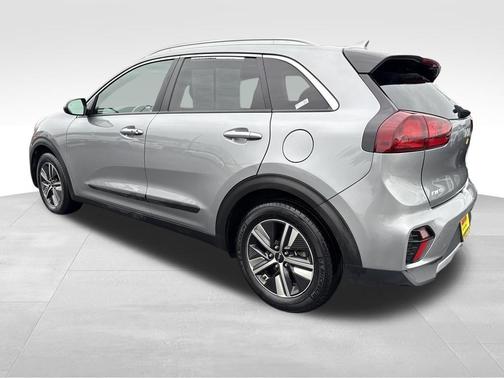 2022 Kia Niro LXS