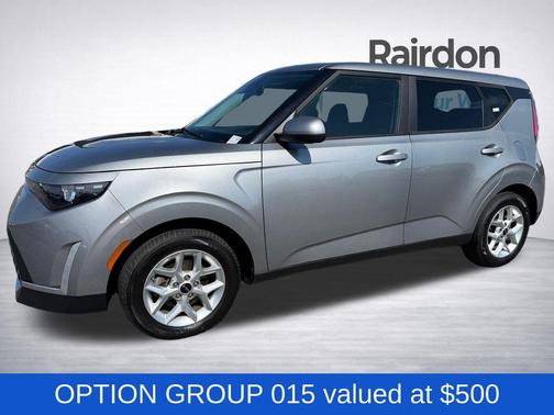 Steel Gray 2024 Kia Soul LX