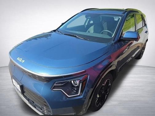 Mineral Blue 2023 Kia Niro EV Wind