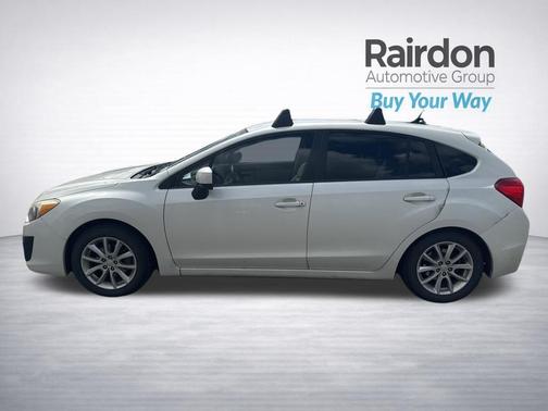 Satin White Pearl 2013 Subaru Impreza 2.0i Premium