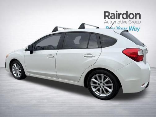 Satin White Pearl 2013 Subaru Impreza 2.0i Premium