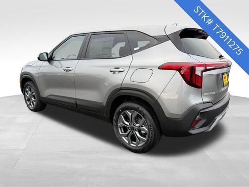 Steel Gray 2026 Kia Seltos LX