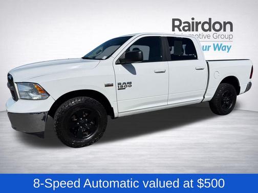 Bright White Clearcoat 2019 RAM 1500 Classic SLT