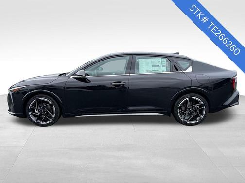 Aurora Black Pearl 2026 Kia K4 GT-LINE