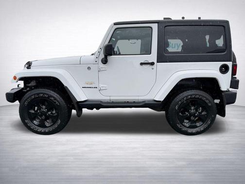 Bright White Clearcoat 2014 Jeep Wrangler Sahara