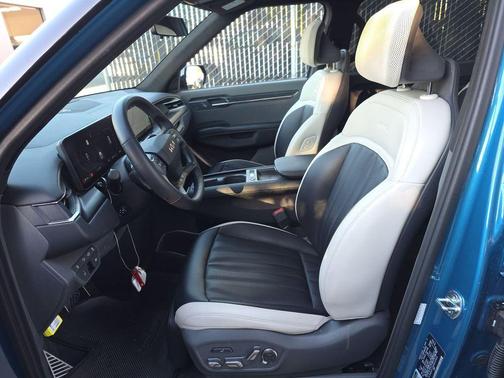 Ocean Blue 2024 Kia EV9 GT-Line