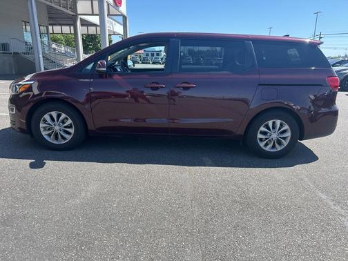 2020 Kia Sedona LX