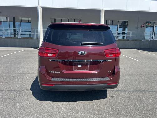 2020 Kia Sedona LX