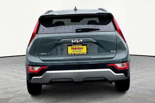 2025 Kia Niro SX