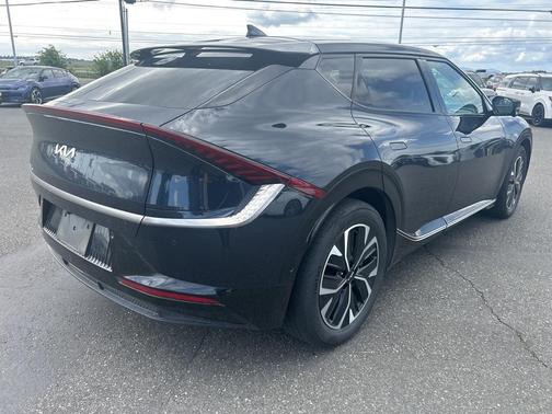 2022 Kia EV6 Wind