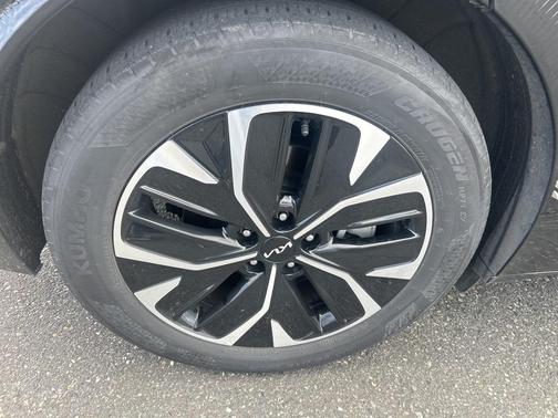 2022 Kia EV6 Wind