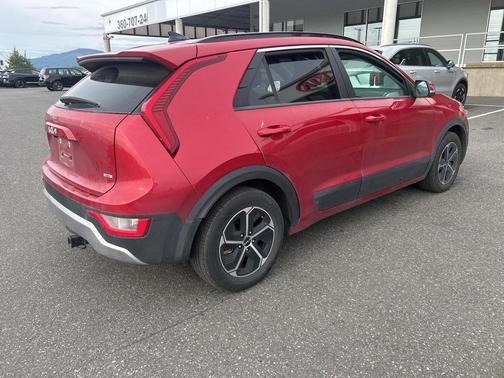 2023 Kia Niro EX