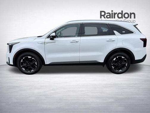 Glacial White Pearl 2025 Kia Sorento S