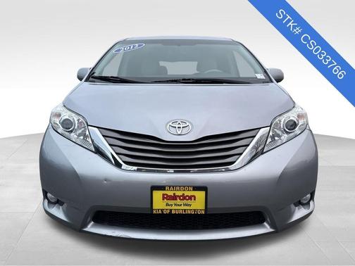 2012 Toyota Sienna XLE