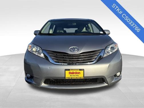 2012 Toyota Sienna XLE