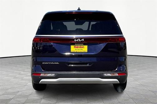 2022 Kia Carnival LXS