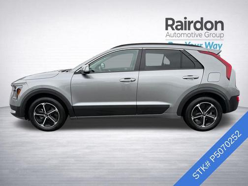 2023 Kia Niro EX