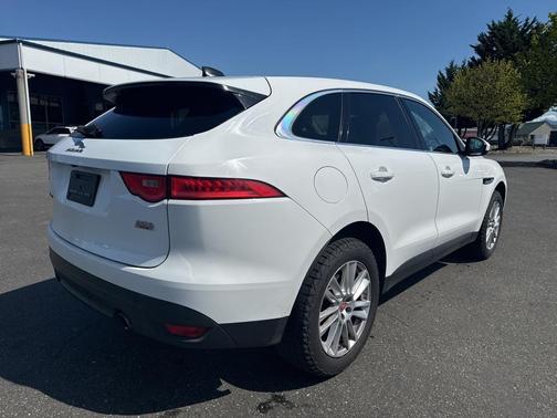 2020 Jaguar F-PACE 30t Prestige
