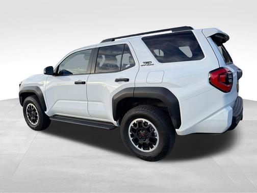 2025 Toyota 4Runner Sport