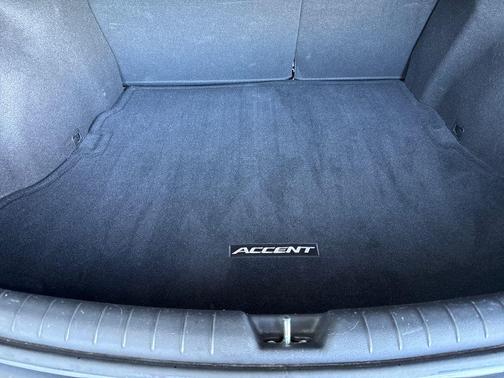 2020 Hyundai Accent SE