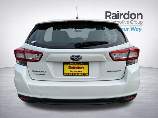 Crystal White Silica 2018 Subaru Impreza 2.0i