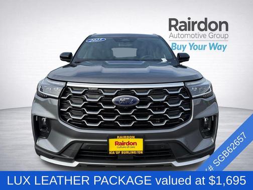2025 Ford Explorer Platinum