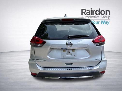 Brilliant Silver 2018 Nissan Rogue S
