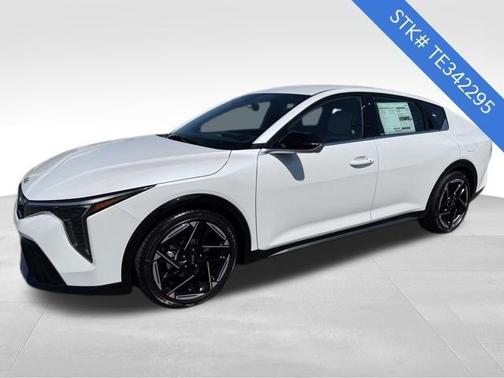 Snow White Pearl 2026 Kia K4 GT-LINE