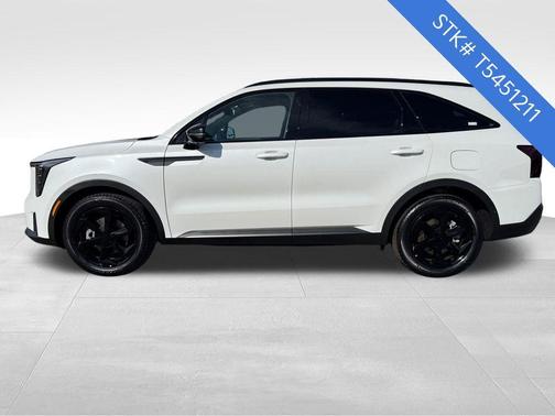 Snow White Pearl 2026 Kia Sorento Hybrid X-LINE SX PRESTIGE