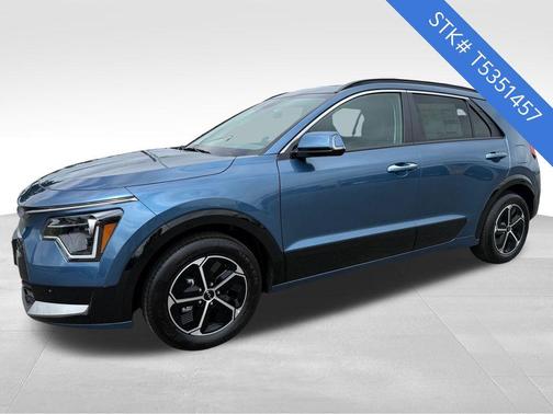 Mineral Blue 2026 Kia Niro SX