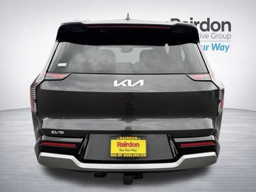 Metal 2024 Kia EV9 Land