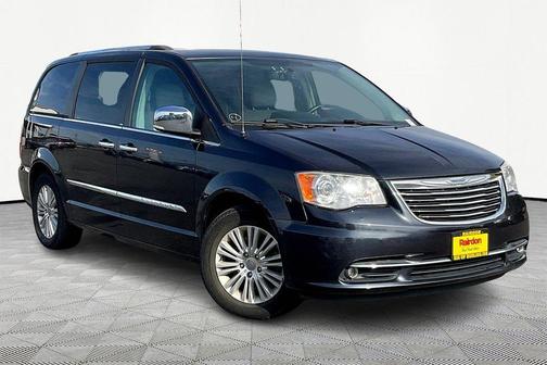2013 Chrysler Town & Country Limited