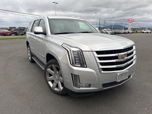 2017 Cadillac Escalade Luxury
