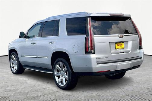 2017 Cadillac Escalade Luxury