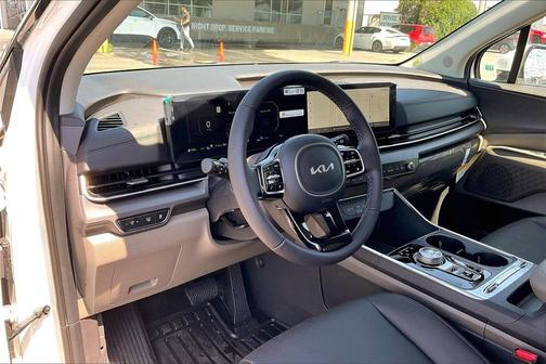 2026 Kia Carnival Hybrid SX