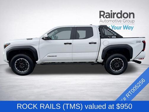 2024 Toyota Tacoma Hybrid TRD