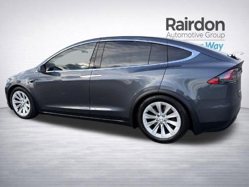 Midnight Silver Metallic 2017 Tesla Model X 100D