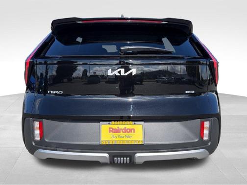 Aurora Black Pearl 2027 Kia Niro LX