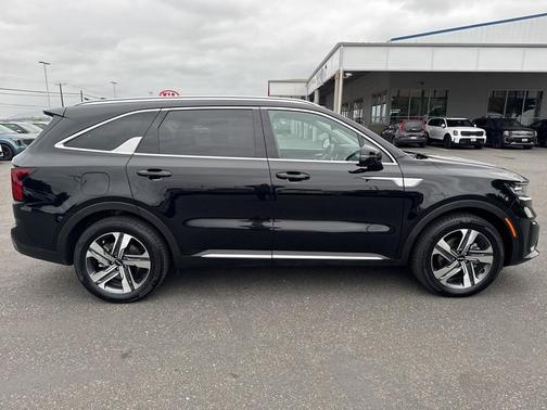 2022 Kia Sorento Plug-In Hybrid SX