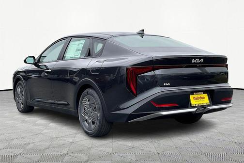 2025 Kia K4 LX