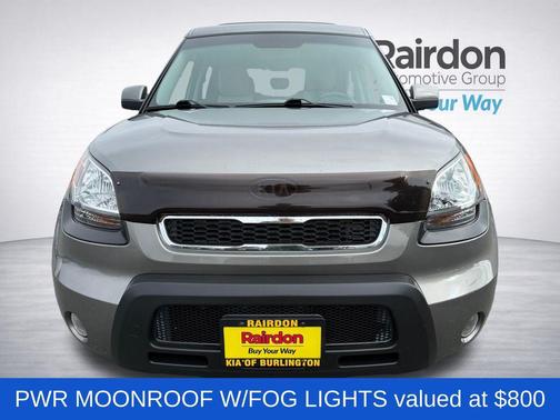 Titanium 2011 Kia Soul +