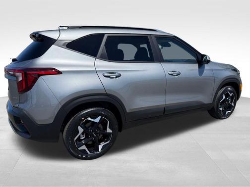 Steel Gray 2026 Kia Seltos S