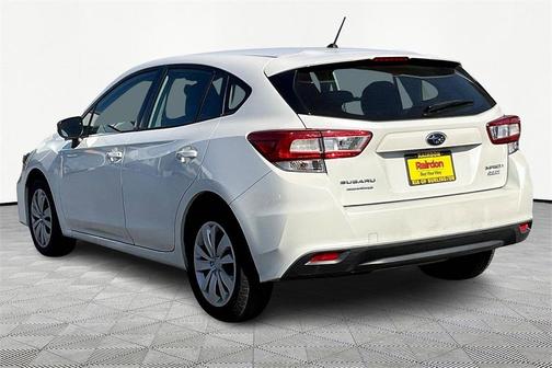 2017 Subaru Impreza 2.0i